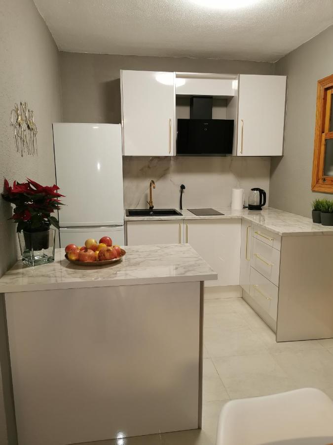 Naufragos Apartament تورّيفيِخا المظهر الخارجي الصورة