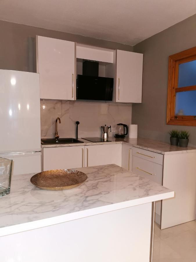 Naufragos Apartament تورّيفيِخا المظهر الخارجي الصورة
